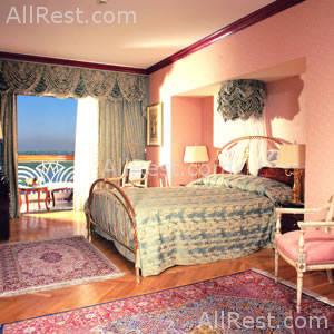Sonesta St. George Hotel 6